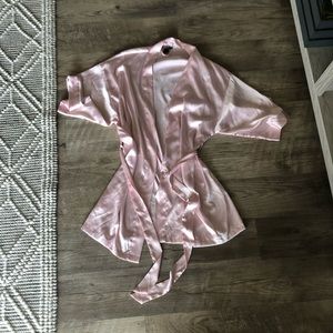 vs | robe